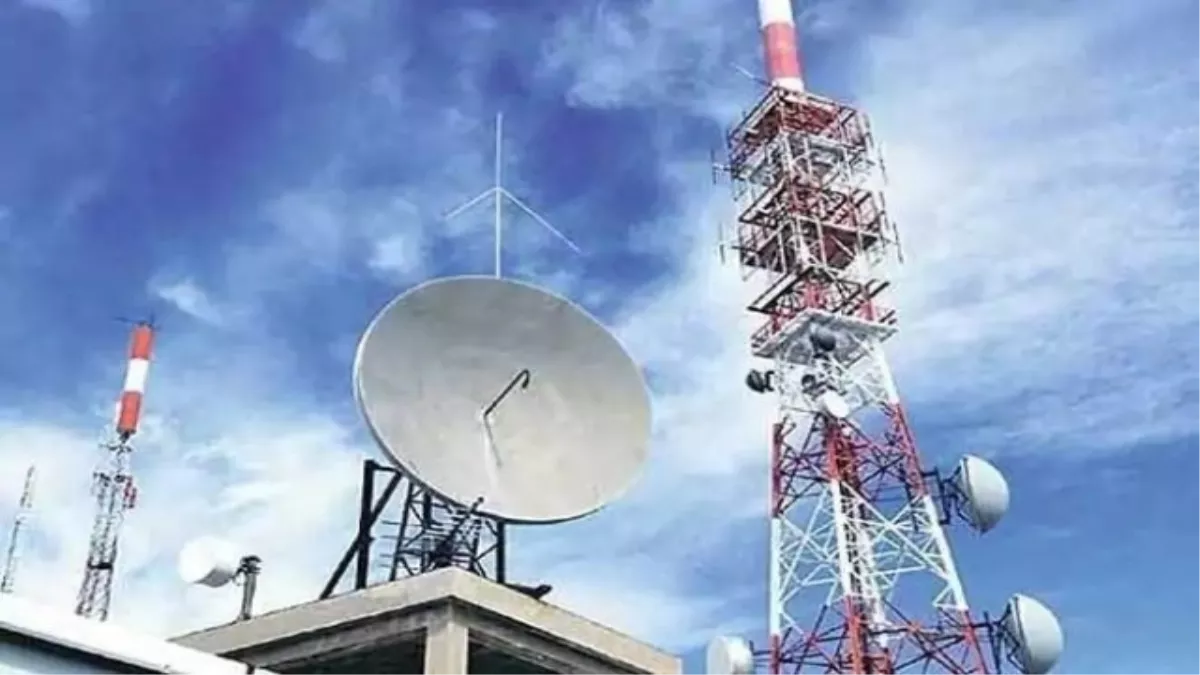 World Telecommunication Day: जमशेदपुर में ऐसे कई इलाके जहां आज भी चोटी पर चढ़ ढूंढना पड़ता है नेटवर्क, कॉल ड्राप भी यहां सबसे ज्यादा