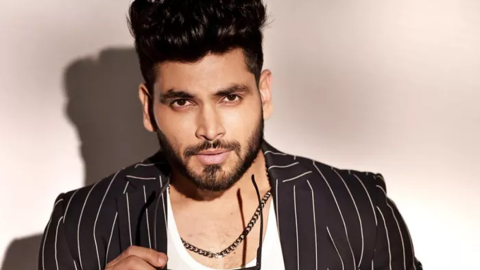 Khatron Ke Khiladi 13 Shiv Thakare Earning From Instagram Read Details/Instagram