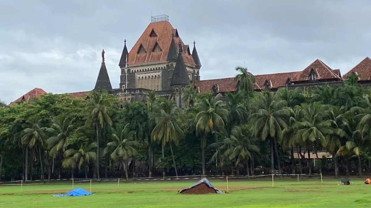 महाराष्ट्र सरकार को सुप्रीम कोर्ट का सख्त आदेश, बॉम्बे हाईकोर्ट भवन के लिए सितंबर तक जमीन सौंपने को कहा