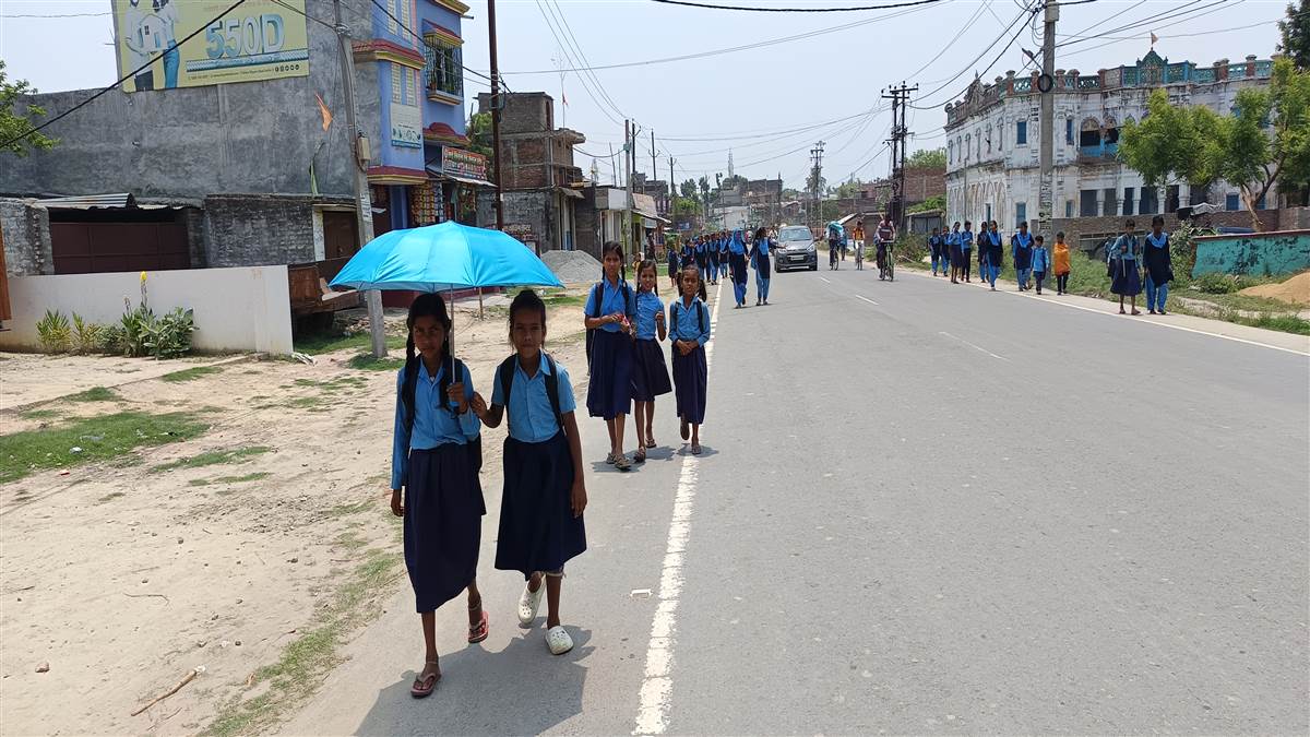 temperature crossed 40 degrees heat stroke affect school children know prevention tips