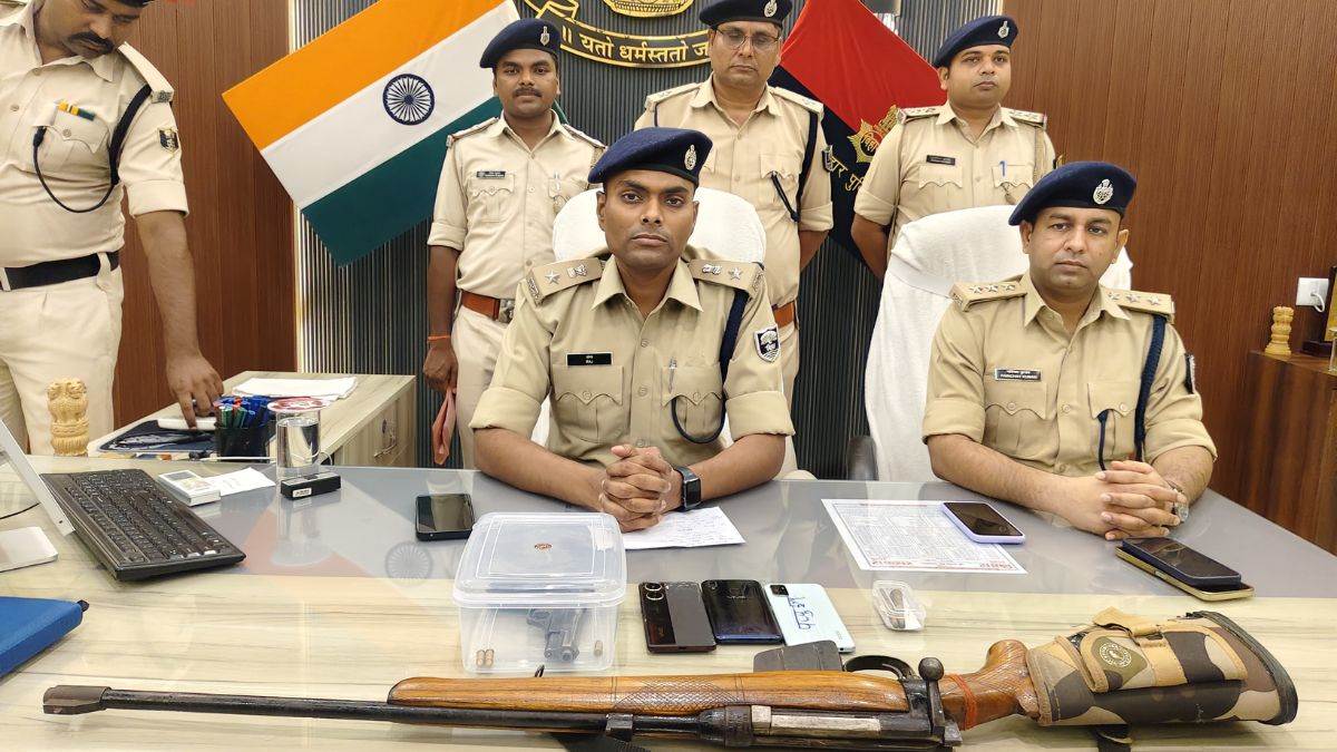 https://www.jagranimages.com/images/newimg/17052025/17_05_2025-ara_crime_news_1_23940106.jpg