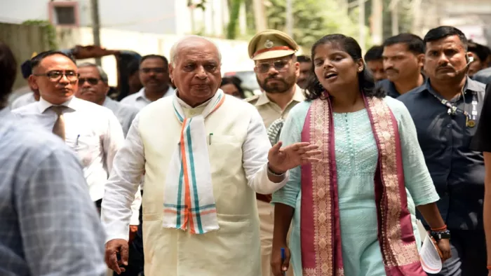 बीएन कालेज के छात्र की मौत के बाद पहुंचे राज्यपाल आरिफ मोहम्मद खान। जागरण