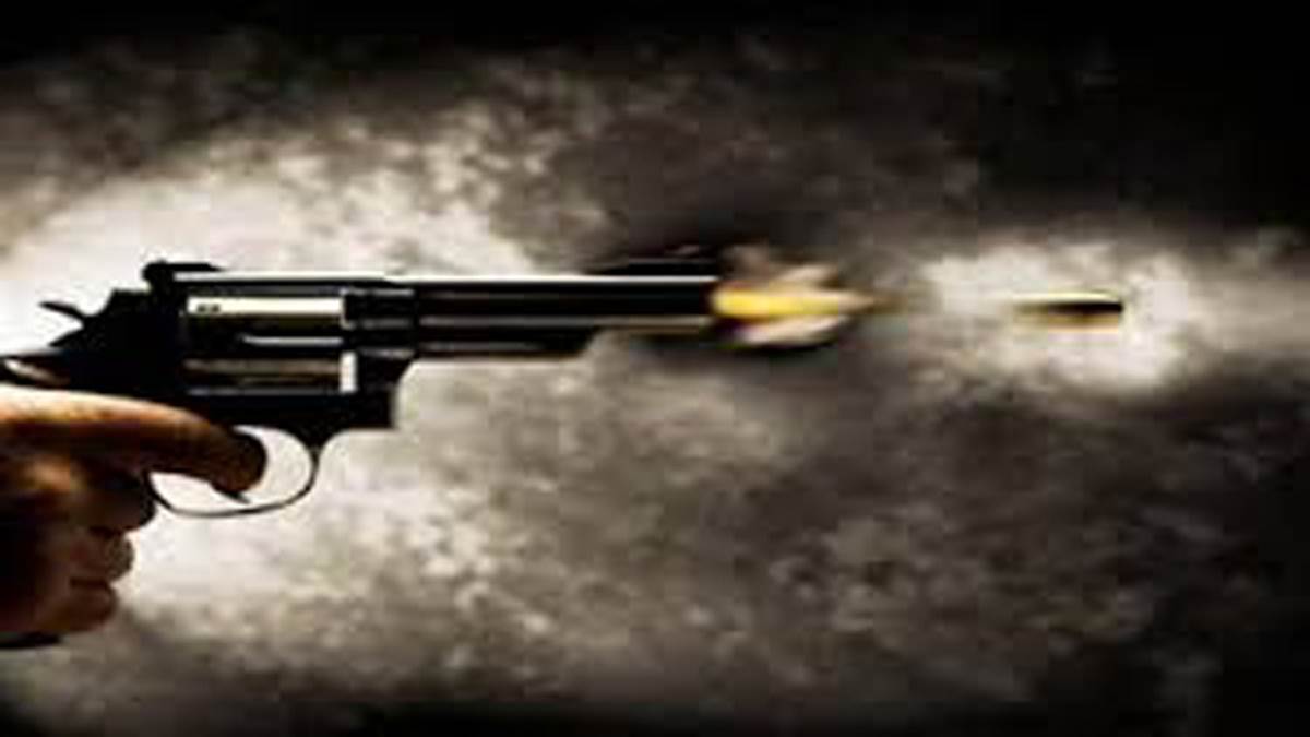 big incident in bihar gaya father and son shot dead near their home