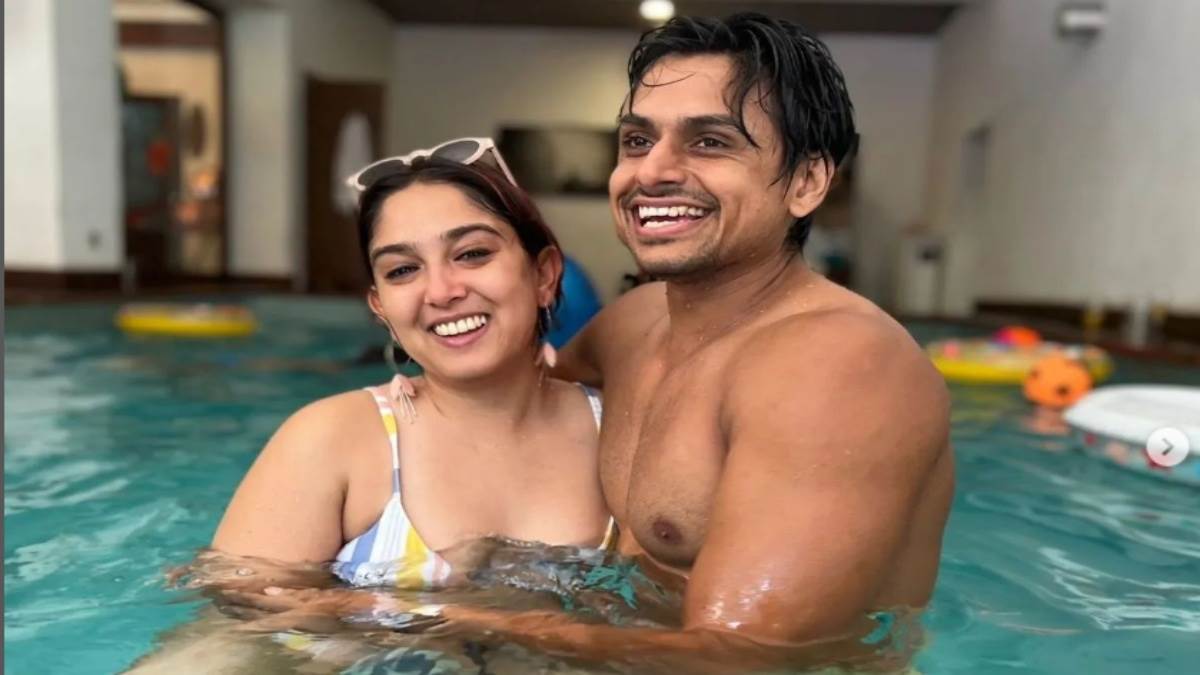 Ira Khan Romantic Photo: आमिर खान की बेटी ने शेयर की डेट नाइट की तस्वीर, बॉयफ्रेंड संग क्लोज होती नजर आईं आयरा खान - Aamir Khan s daughter ira khan shares date
