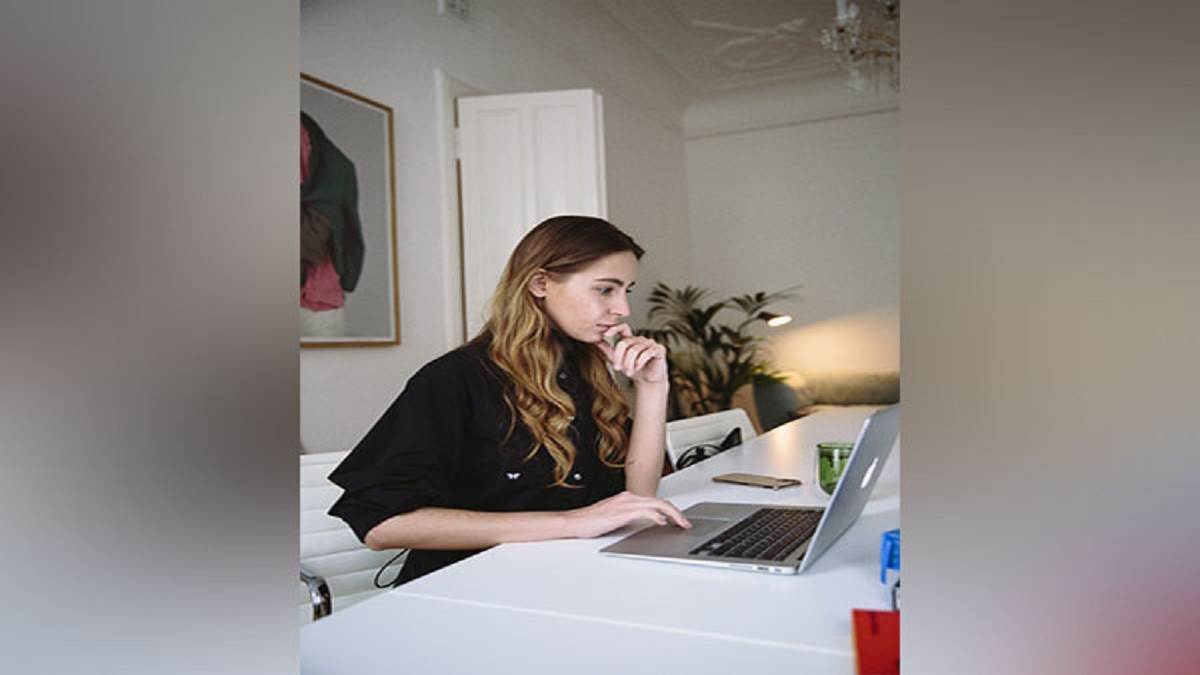 https://www.jagranimages.com/images/newimg/17062022/17_06_2022-prolonged_sitting_22811733.jpg