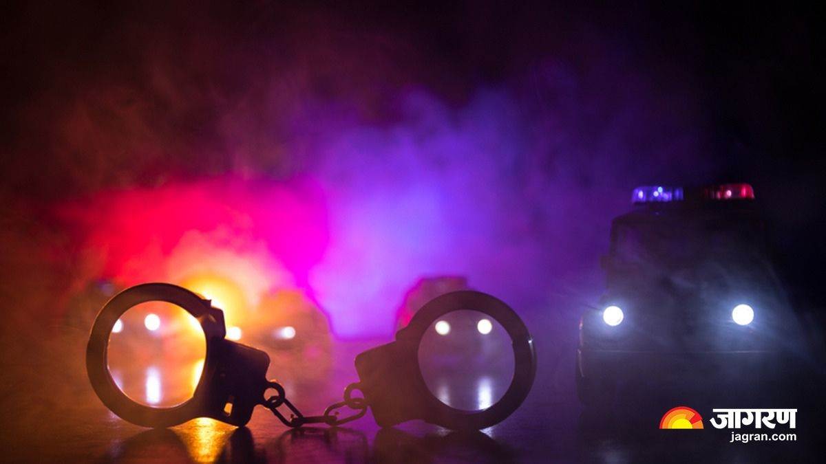 ncr hookah bar running rampantly under the guise of restaurant in ghaziabad 18 year old manager arrested by police