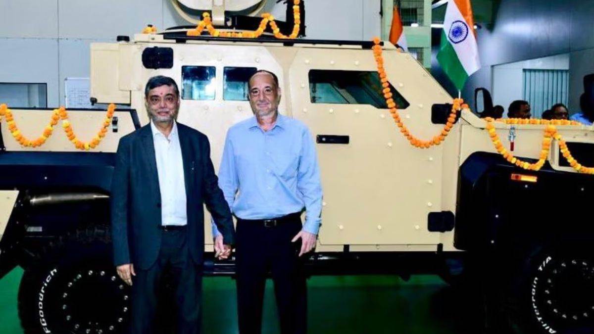 Mahindra Monstrous Armado सेना का साथ देगी महिंद्रा की ये दमदार गाड़ी