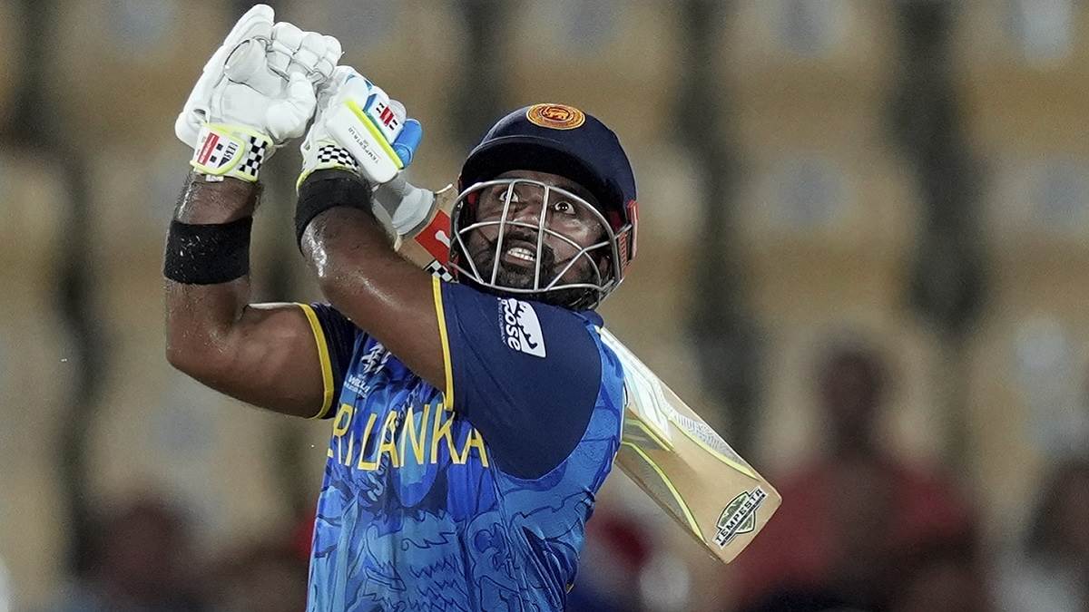 charith asalanka hit six off bas de leede in sl vs ned match t20 world cup 2024 video goes viral