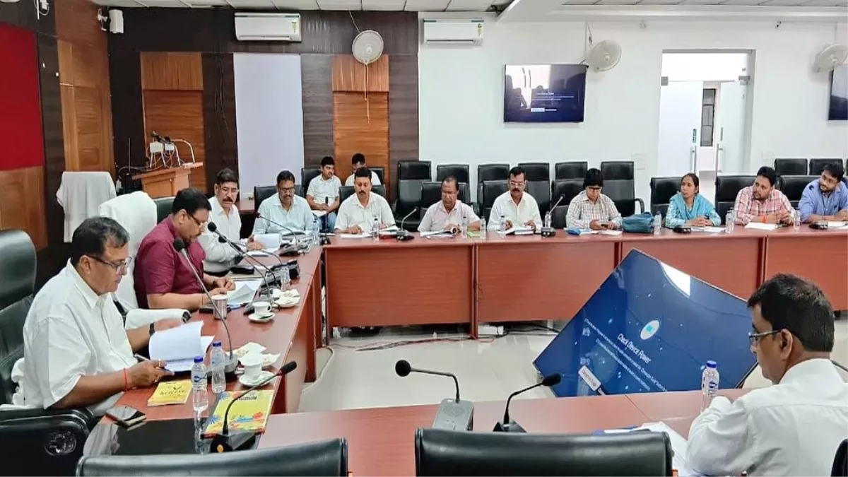 UP Chakbandi: यूपी के इस ज‍िले में जल्‍द होने वाली है चकबंदी, डीएम ने अधि‍कार‍ियों को द‍िए ये न‍िर्देश