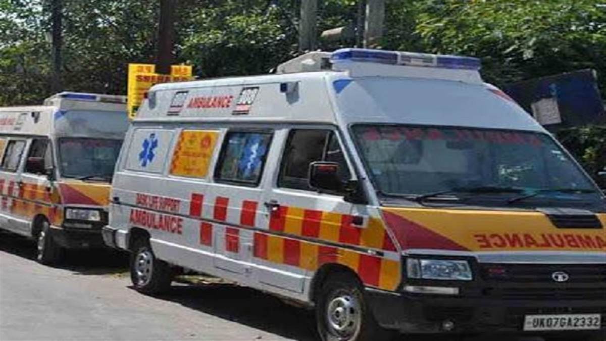 woman delivers baby in ambulance traffic and hospital issues