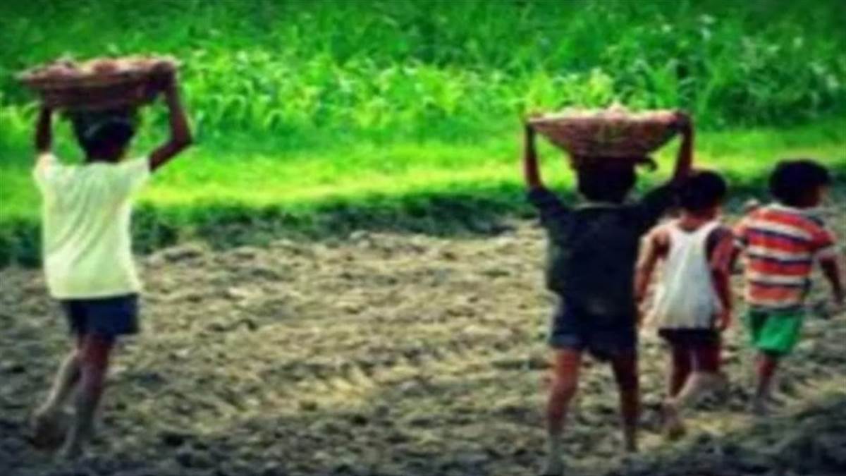 https://www.jagranimages.com/images/newimg/17062025/17_06_2025-child_23966558.jpg