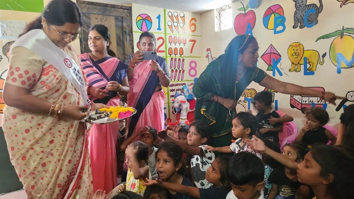 https://www.jagranimages.com/images/newimg/17062025/17_06_2025-indore_news_23966472.jpg