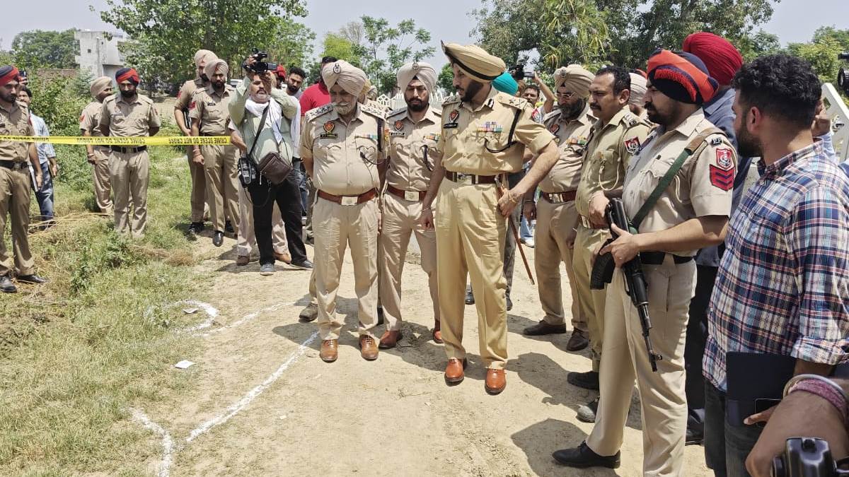 https://www.jagranimages.com/images/newimg/17062025/17_06_2025-punjab_police_9_23966018.jpg