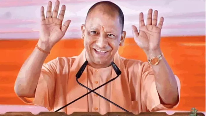 सीएम योगी ने अकबरपुर बस स्टेशन का बदला नाम, 1184 करोड़ 194 विकास परियोजनाओं का किया लोकार्पण-शिलान्यास