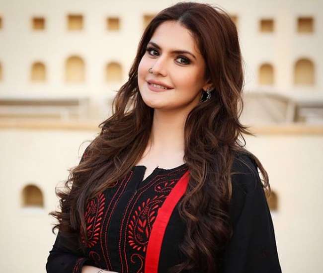 zareen khan mother is in icu actress asks fans to pray for her