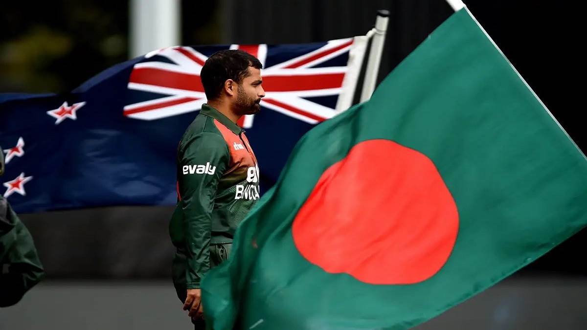 bangladesh odi captain tamim iqbal announced retirement from t20i