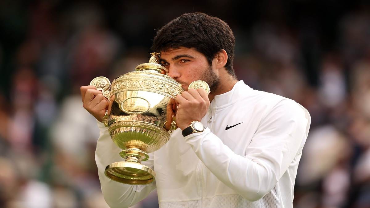 carlos alcaraz wins wimbledon 2023 men single title after defeating novak djokovic know wimbledon prize money vs ipl prize money