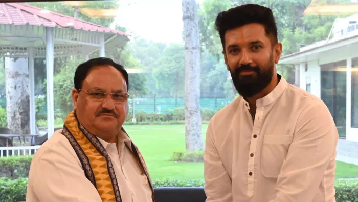 JP नड्डा और अमित शाह से मुलाकात के बाद NDA में शामिल हुए चिराग पासवान।