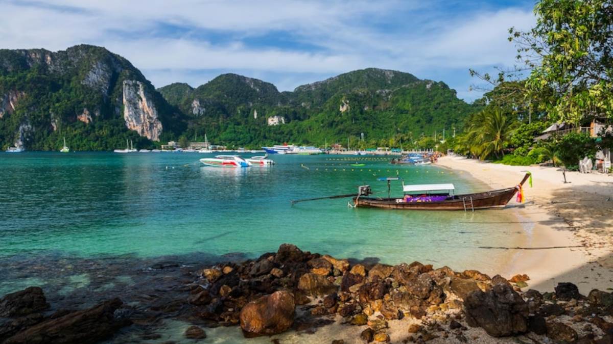 https://www.jagranimages.com/images/newimg/17072023/17_07_2023-irctc_andaman_tour_package_f_23472971.jpg