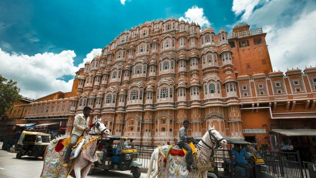 https://www.jagranimages.com/images/newimg/17072023/17_07_2023-rajasthan-travel-tips_23473588.jpg