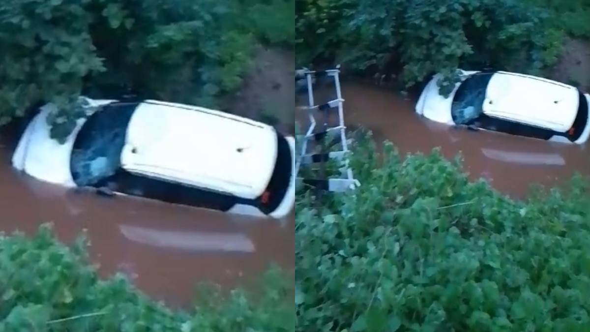 https://www.jagranimages.com/images/newimg/17072024/17_07_2024-car_drained_at_jamghat_23760474.jpg