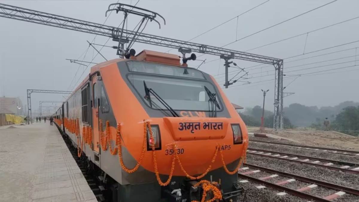 https://www.jagranimages.com/images/newimg/17072025/17_07_2025-amrit_bharat_2_23987227.jpg