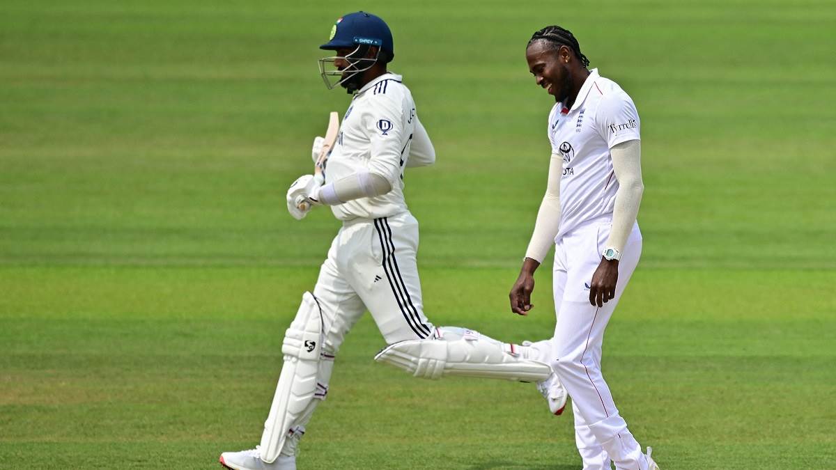 https://www.jagranimages.com/images/newimg/17072025/17_07_2025-archerbumrah_23986541.jpg