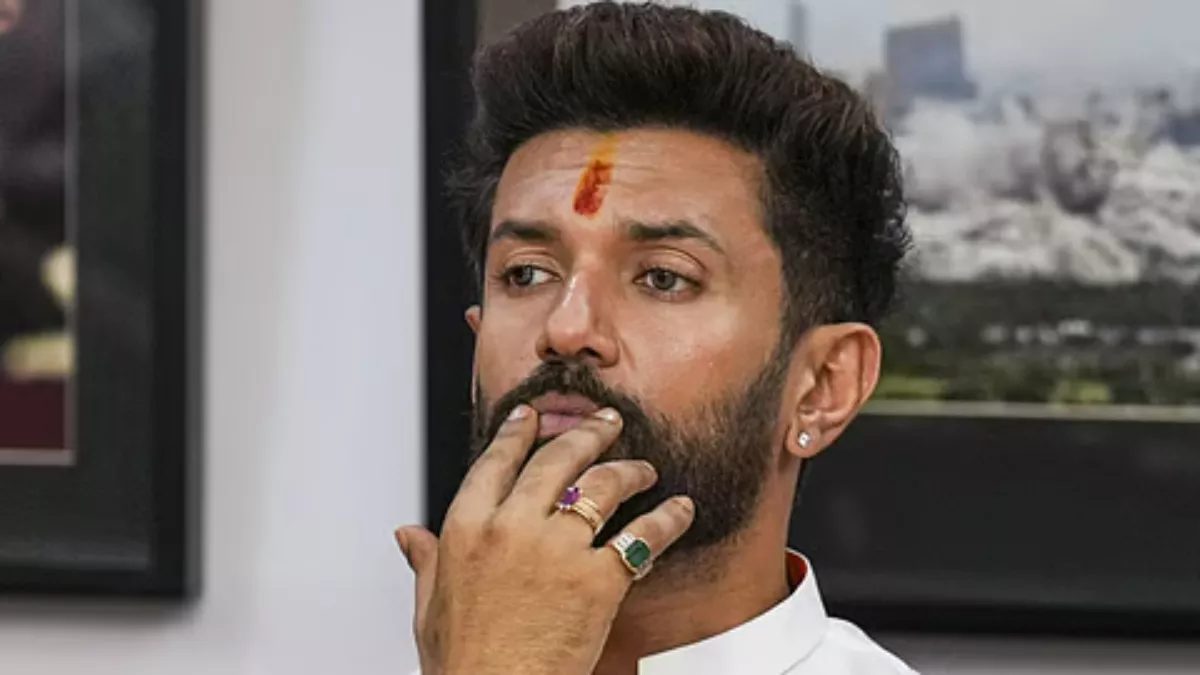 चिराग पासवान की पार्टी के सीनियर नेता को जहरीले सांप ने डसा, सहम गए लोजपा रामविलास के कार्यकर्ता