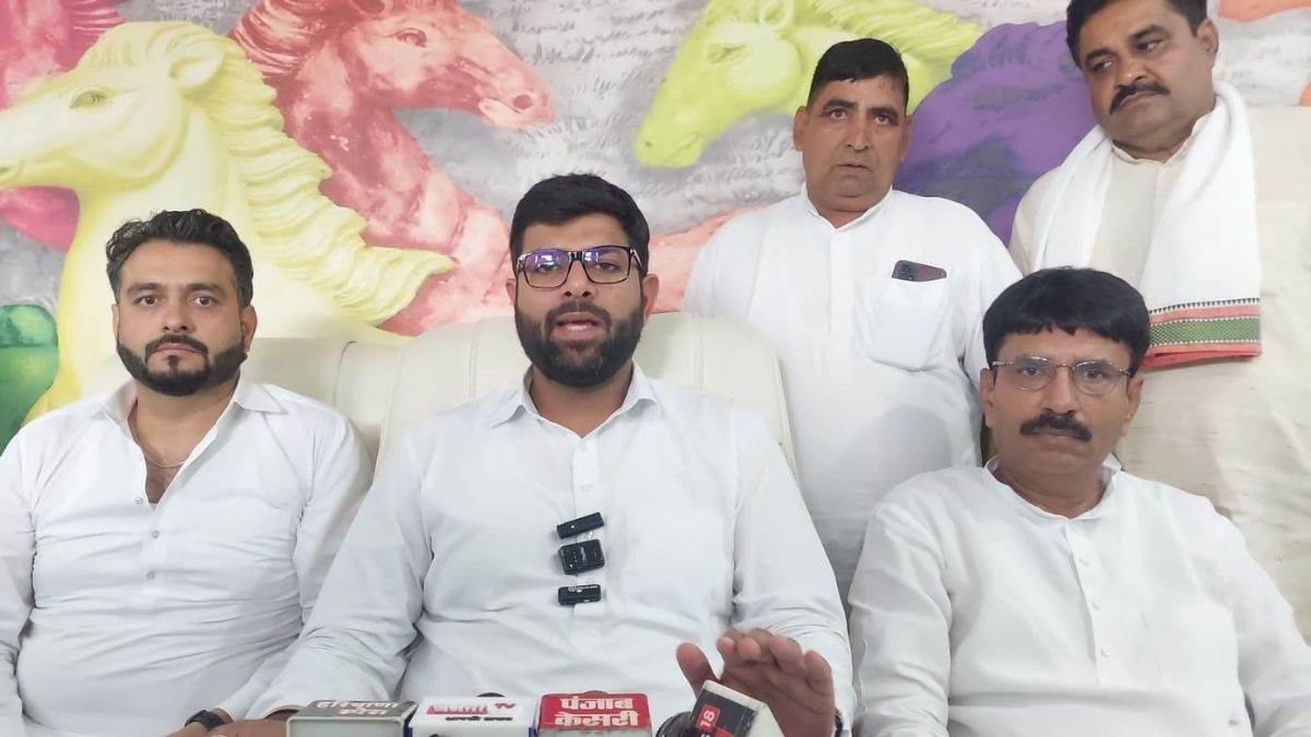 https://www.jagranimages.com/images/newimg/17072025/17_07_2025-delhi_news_11_85_23987109_2009817.jpg