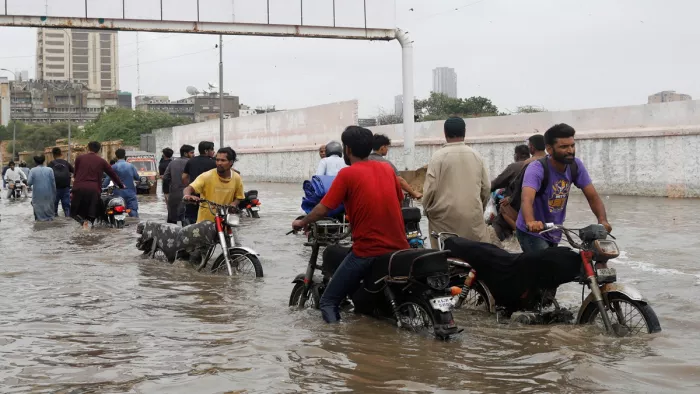 पाकिस्तान के पंजाब प्रांत में मूसलधार बारिश से 24 घंटे में 63 की मौत (फोटो- रॉयटर)