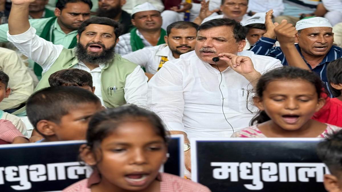 https://www.jagranimages.com/images/newimg/17072025/17_07_2025-sanjay_singh_sambhal_23987039.jpg