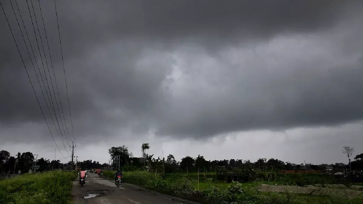 Weather Update Today: यूपी-बिहार सहित इन राज्यों में आज होगी भारी बारिश, जानें- दिल्ली-एनसीआर में कैसा रहेगा मौसम