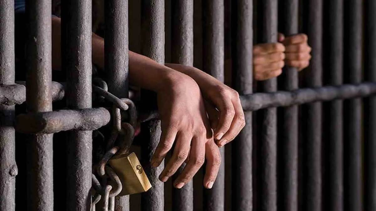 बंगाल में आजीवन कारावास की सजा पाए 99 कैदियों को मिली मुक्ति, चेहरे पर लौटी खुशी