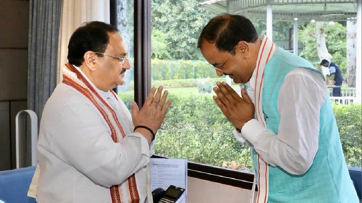 UP Politics: बीजेपी के नए प्रदेश अध्यक्ष की घोषणा से पहले जेपी नड्डा से  मिले केशव प्रसाद मौर्य, अटकलों का बाजार गर्म - Keshav Prasad Maurya met JP  Nadda before up bjp
