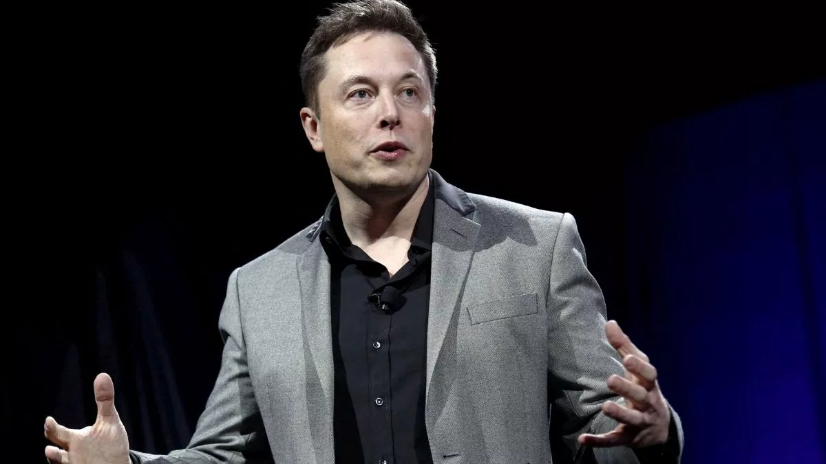 Tesla CEO Elon Musk: क्या सचमुच 'मैनचेस्टर युनाइटेड' खरीदने जा रहे हैं एलन मस्क ! एक ट्वीट से मची हलचल