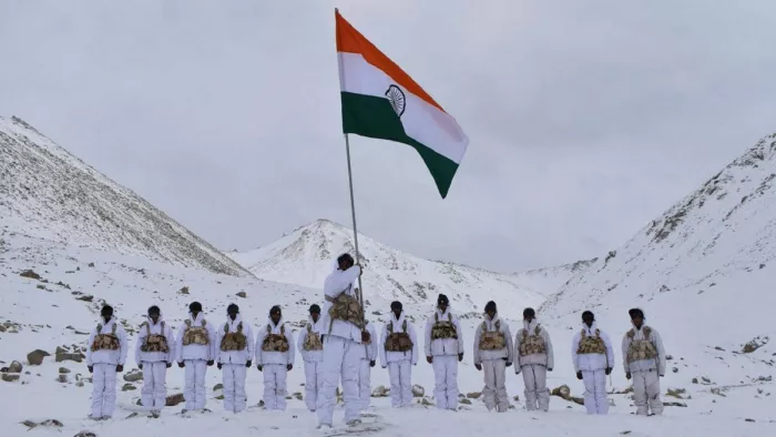 Operation Meghdoot क्वार्टर मास्टर गोविंद बल्लभ जोशी ने कुंवर सिंह नेगी के स्थान पर लांसनायक चंद्रशेखर हर्बोला को भेज दिया।