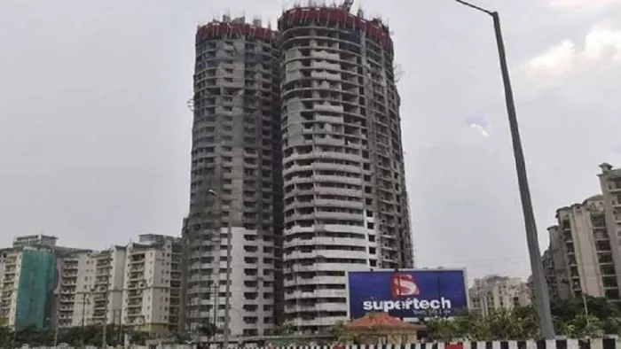 सुपरटेक ट्विन टावरों के ध्वस्तीकरण पर बंद रहेंगे 9 मार्ग, एडवायजरी को लेकर संशय में सोसायटी के लोग