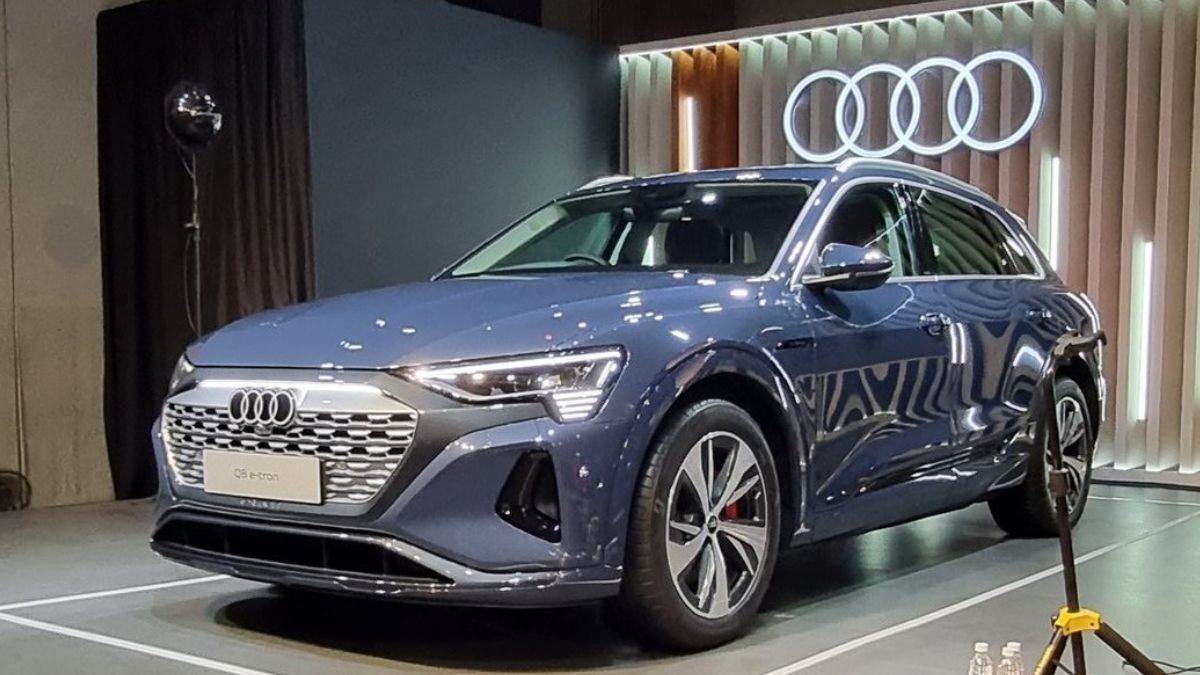 https://www.jagranimages.com/images/newimg/17082023/17_08_2023-audi_q8_e-trone_23503896.jpg