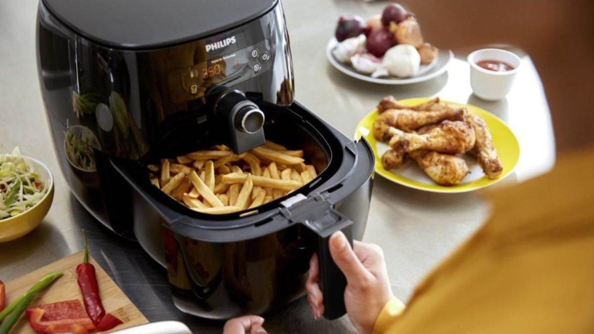 बारिश के मौसम में खानी है चाटपकौड़ी तो Philips Air Fryers को लाएं घर