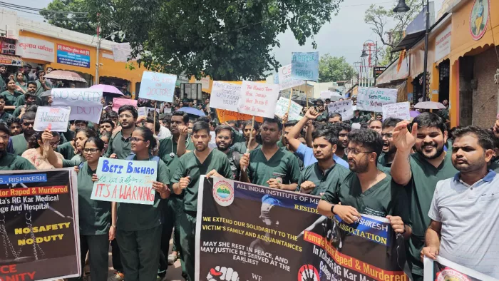 Doctors Strike: इमरजेंसी यथावत चलेगी, ओपीडी व इलेक्टिव सर्जरी नहीं होगी