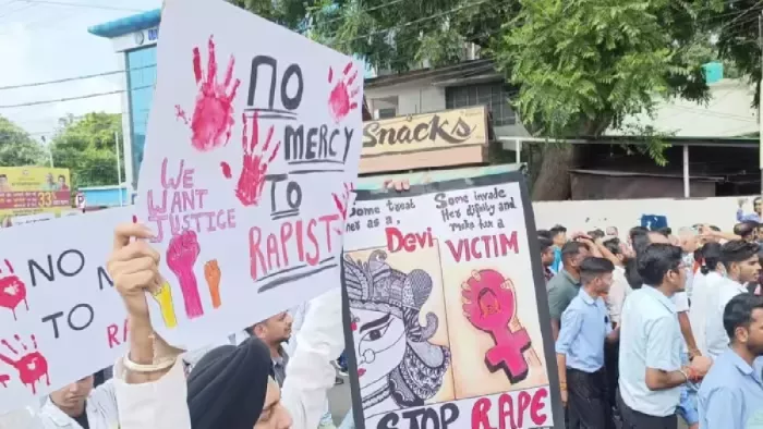 कोलकाता की घटना पर हिमाचल के डॉक्टरों ने किया हड़ताल (फाइल फोटो)