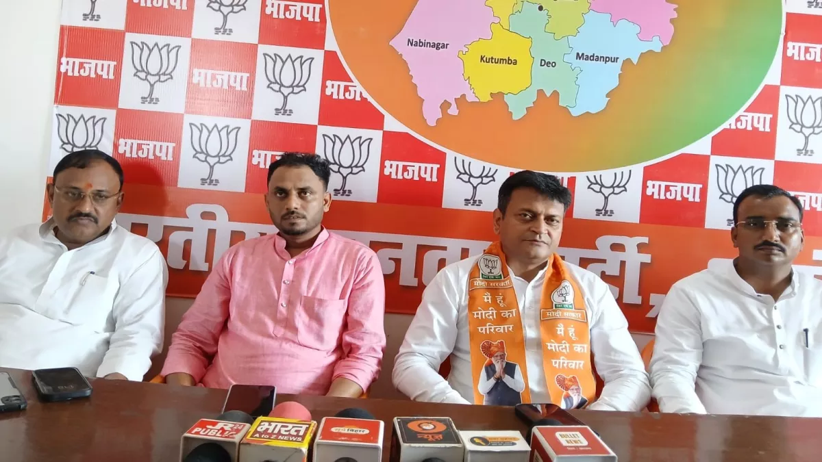 Bihar Politics: 'कांग्रेस ने अपने गढ़ को राजद को सौंपा', बीजेपी नेता अजय आलोक ने राहुल-तेजस्वी पर बोला हमला