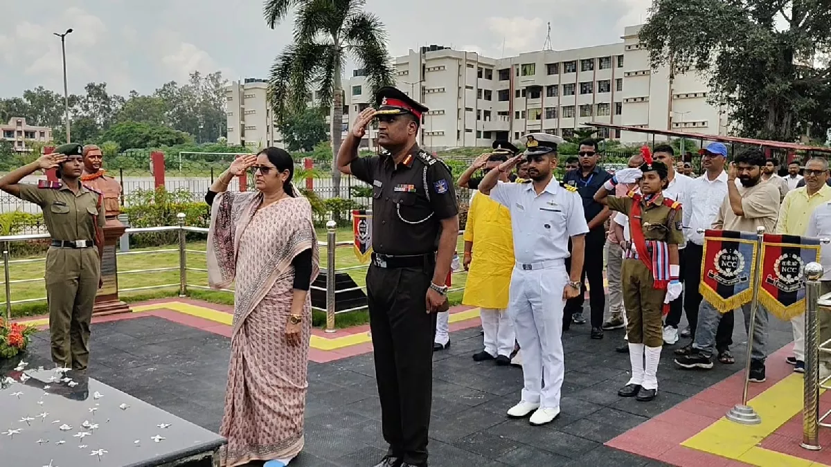 Sainik School Tilaiya के बच्चे बनेंगे डिजिटली स्मार्ट, छात्र-छात्राओं को मिलेंगी ये सुविधाएं
