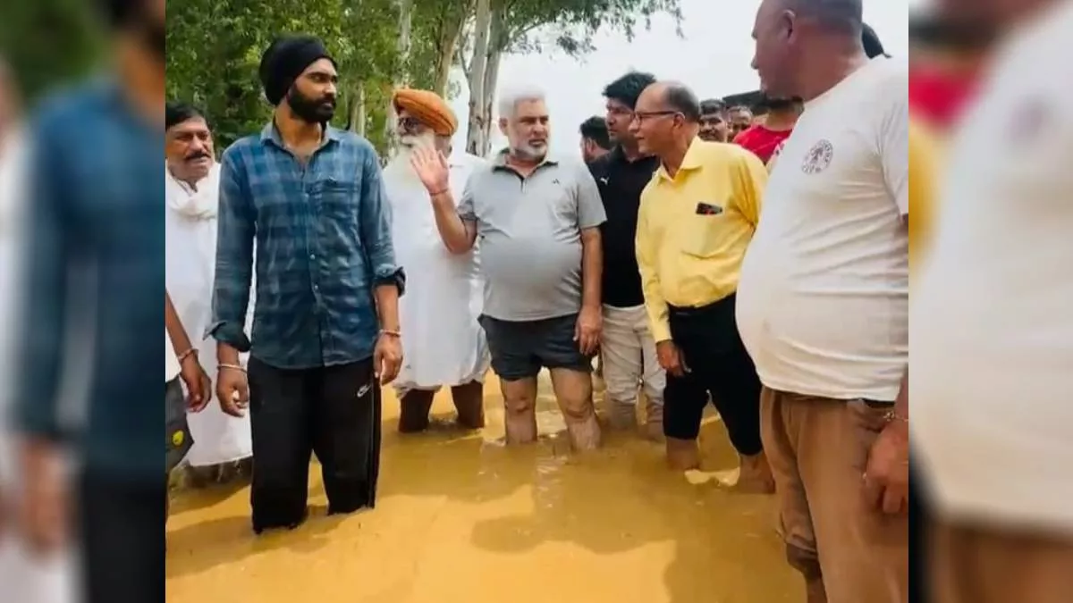 कठुआ में बादल फटने से पठानकोट में बाढ़ का संकट, 6 ट्रेनें प्रभावित; सात गांवों का कटा संपर्क