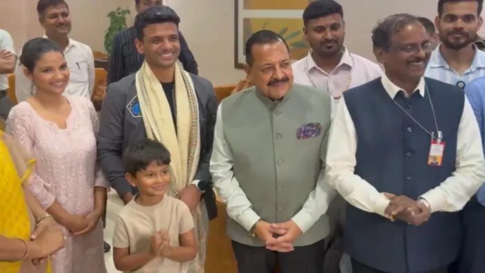 अंतरिक्ष में परचम लहराकर भारत लौटे शुभांशु शुक्ला (फोटो- एएनआई)