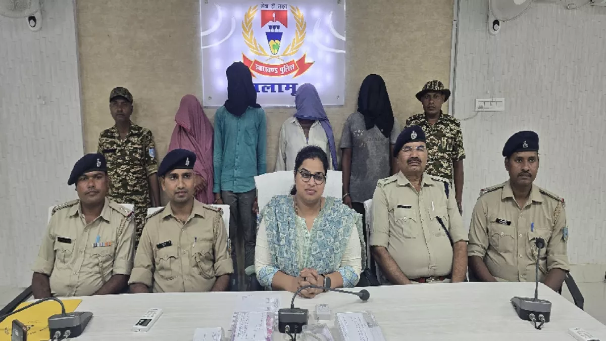 Palamu Crime News: स्वाधीनता दिवस की रात प्रेमिका से मिलने उसके घर चला गया, युवक के साथ आगे क्या हुआ... जानकर कांप जाएगी रूह