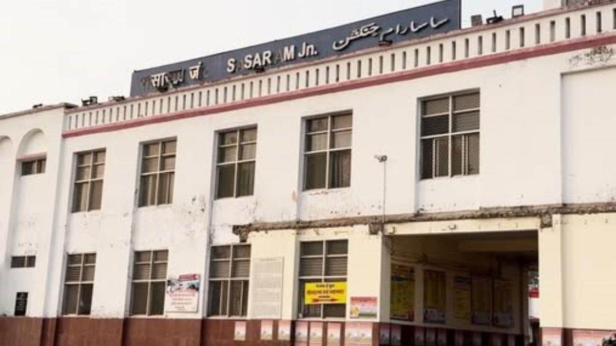 https://www.jagranimages.com/images/newimg/17082025/17_08_2025-sasaram_junction__24016011.jpg