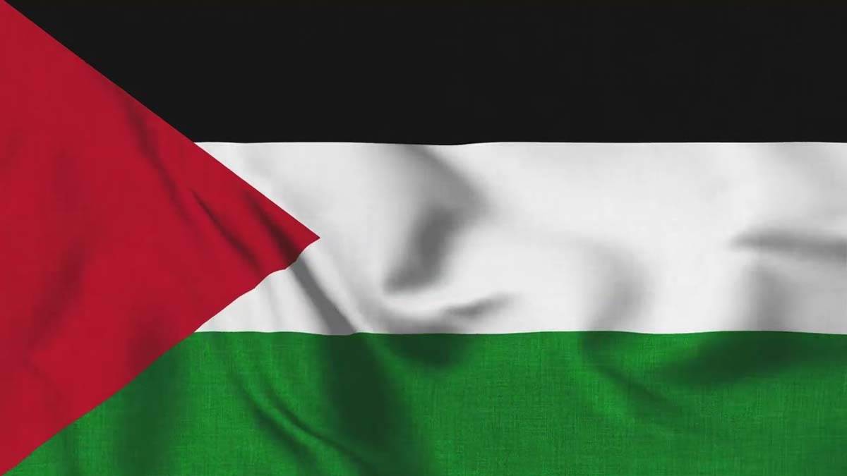 https://www.jagranimages.com/images/newimg/17082025/17_08_2025-waving_flag_of_palestine_24015410.jpg