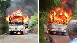 देहरादून जनपद के कटापत्थर में गुजरात के यात्रियों की बस में आग लग गई।