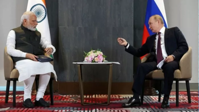 प्रधानमंत्री नरेन्द्र मोदी ने पुतिन से गतिरोध खत्म करने की अपील की थी।